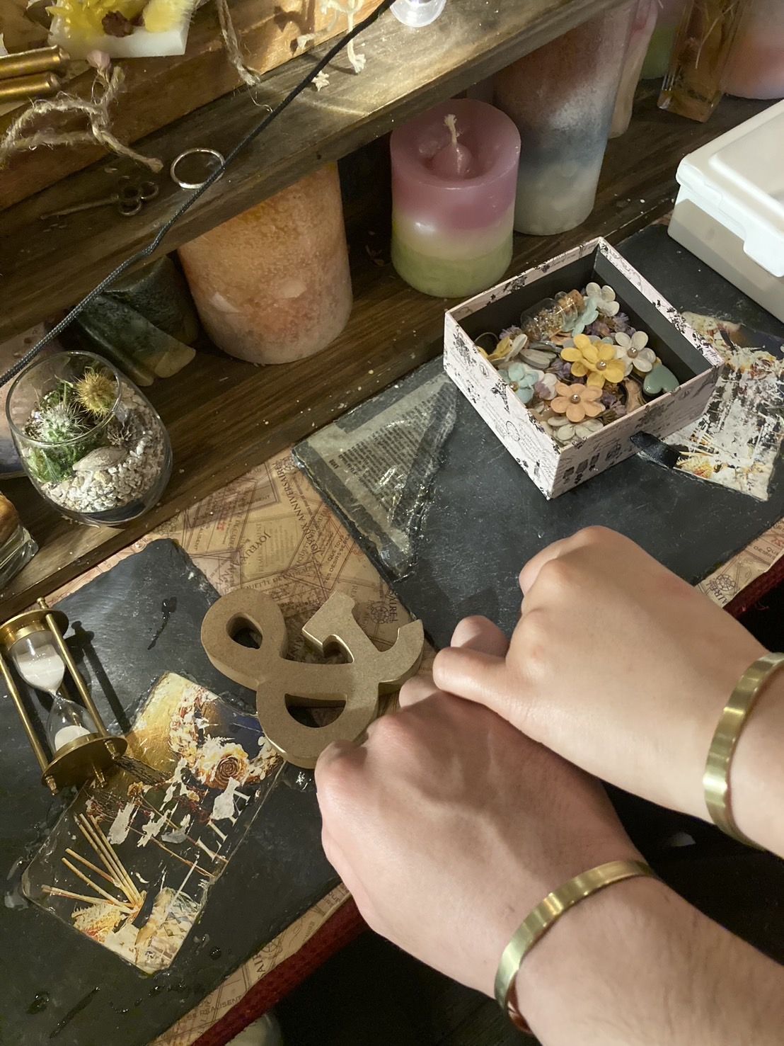 手元を写した思い出の写真